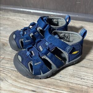 Keen Kids Newport H2 Sandals in Blue Depth NEW Size 5